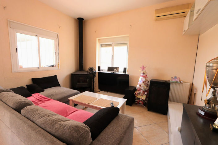 Image No.10-2 Bed House for sale