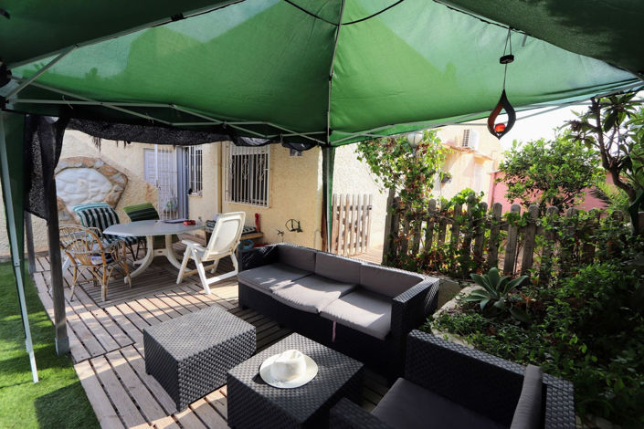 Image No.20-2 Bed House for sale