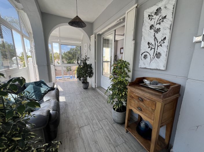 Image No.4-4 Bed Villa for sale