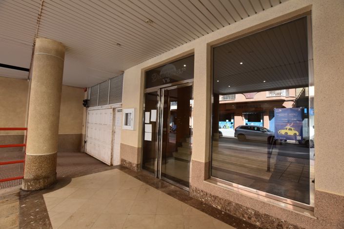 Image No.37-3 Bed Apartment for sale