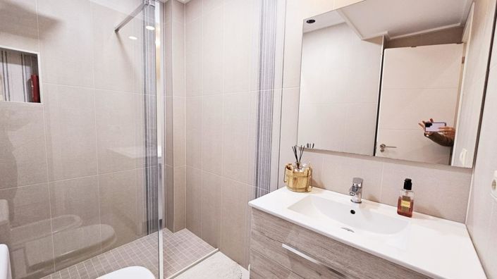 Image No.34-2 Bed Duplex for sale