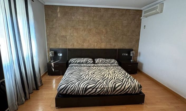 Image No.11-3 Bed Villa for sale