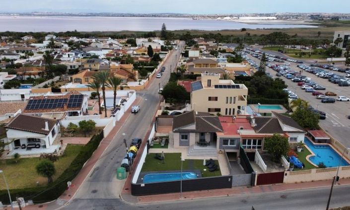 Image No.39-3 Bed Villa for sale