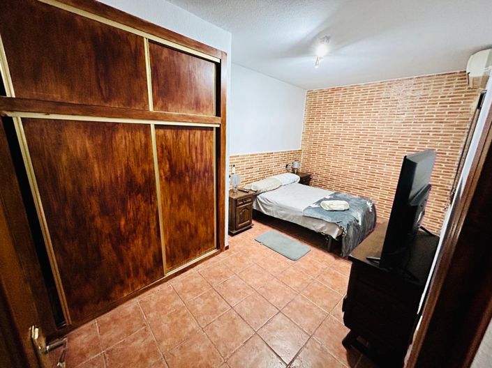 Image No.27-3 Bed Villa for sale