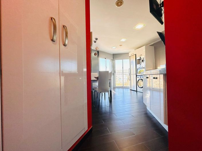 Image No.26-3 Bed Apartment for sale