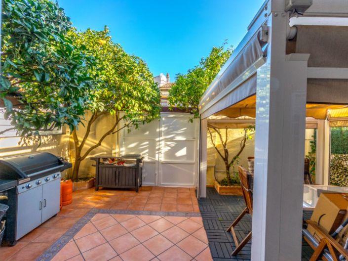 Image No.22-3 Bed Townhouse for sale