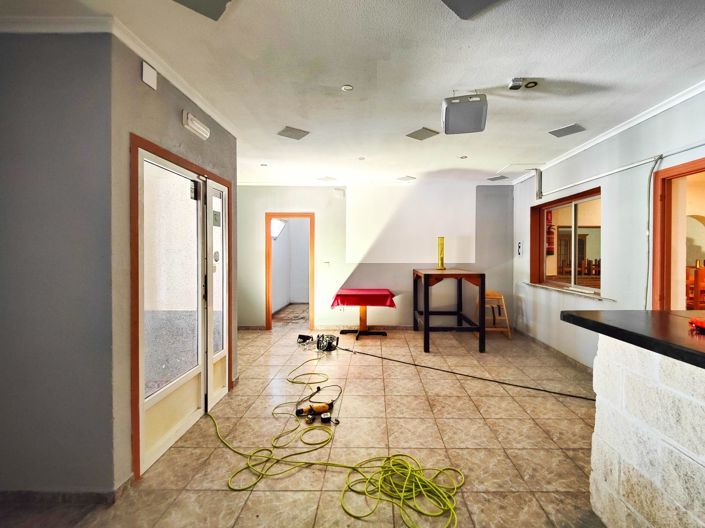 Image No.26-6 Bed Apartment for sale