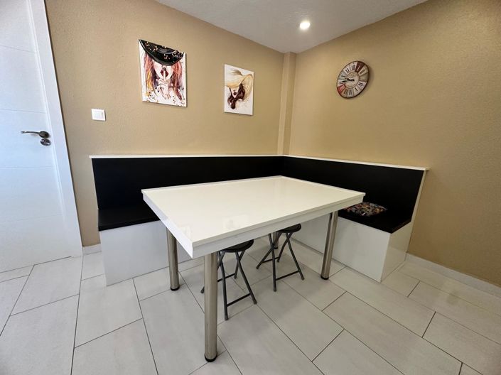 Image No.10-3 Bed Apartment for sale