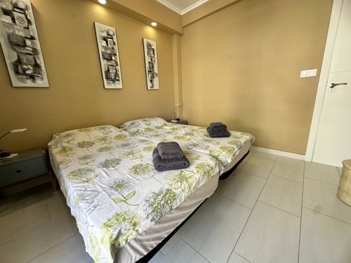 Image No.25-3 Bed Apartment for sale