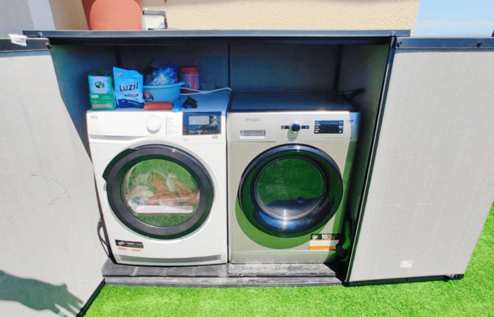 Image No.19-4 Bed Townhouse for sale