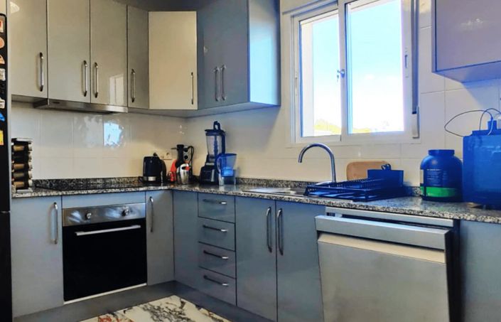 Image No.9-4 Bed Townhouse for sale