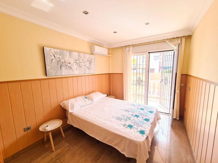 Image No.12-4 Bed Villa for sale