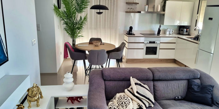 Image No.20-2 Bed Property for sale