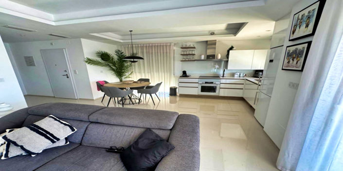 Image No.21-2 Bed Property for sale