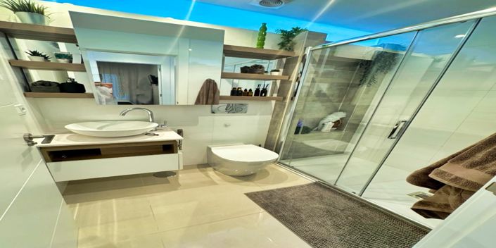 Image No.33-2 Bed Property for sale