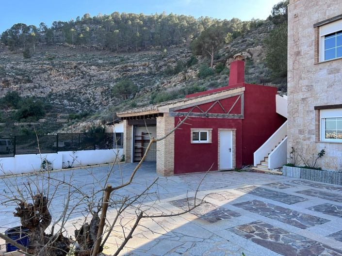 Image No.11-4 Bed Villa for sale