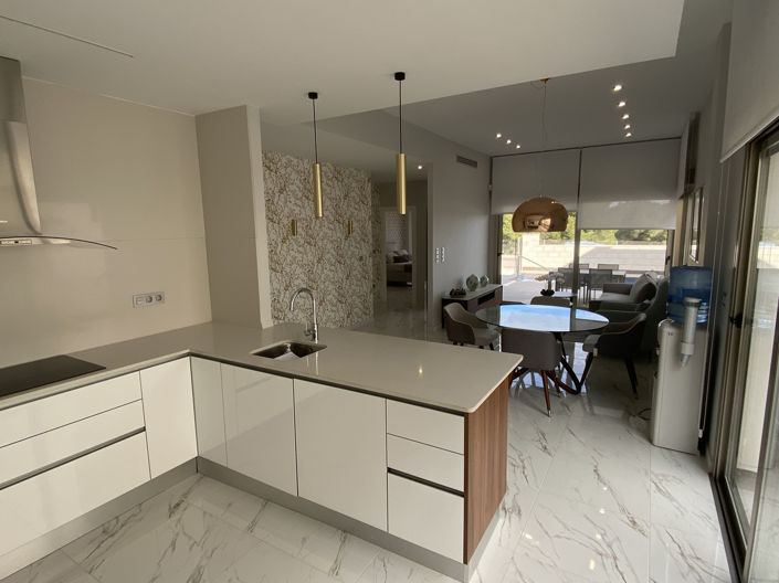 Image No.14-5 Bed Villa for sale