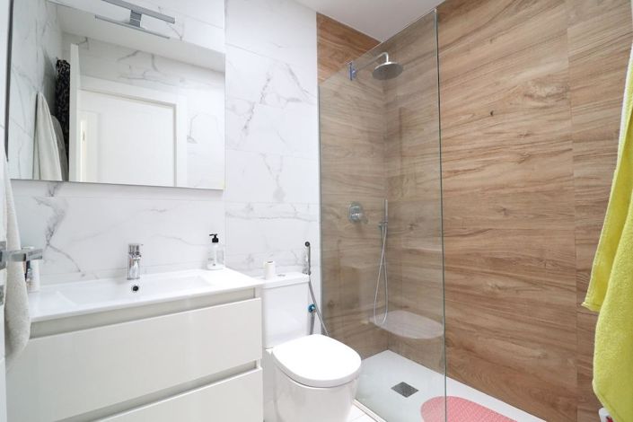 Image No.12-3 Bed Villa for sale