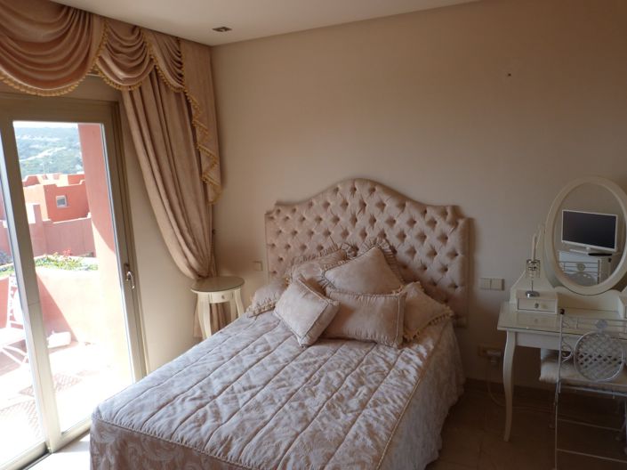 Image No.10-4 Bed Townhouse for sale