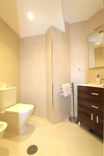 Image No.22-2 Bed Apartment for sale