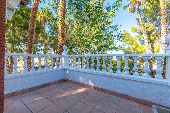 Image No.6-5 Bed Villa for sale