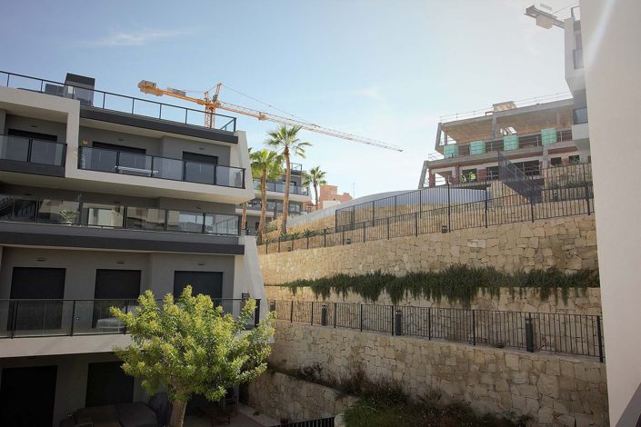 Image No.24-3 Bed Apartment for sale