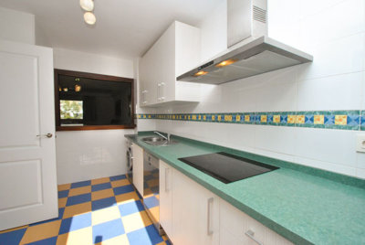 8-e64a9055bba3e77ac8aca3b893cdf826