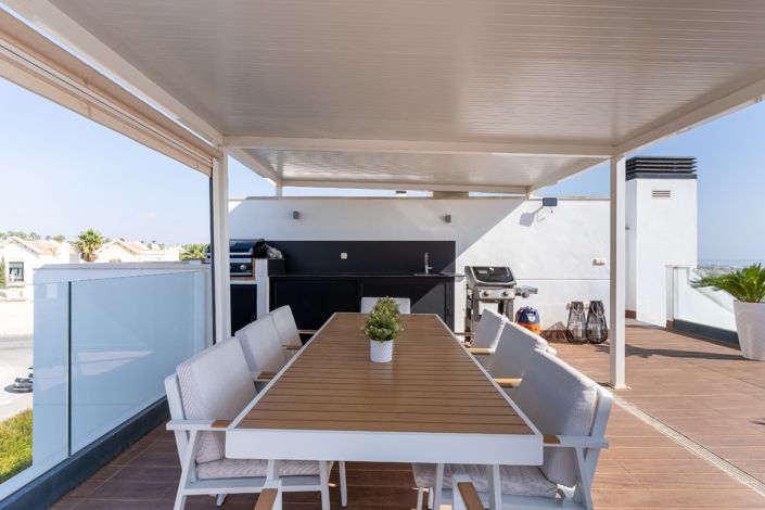 Image No.42-3 Bed Penthouse for sale