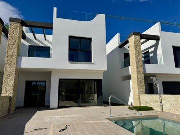 4 Bed Apartment for sale