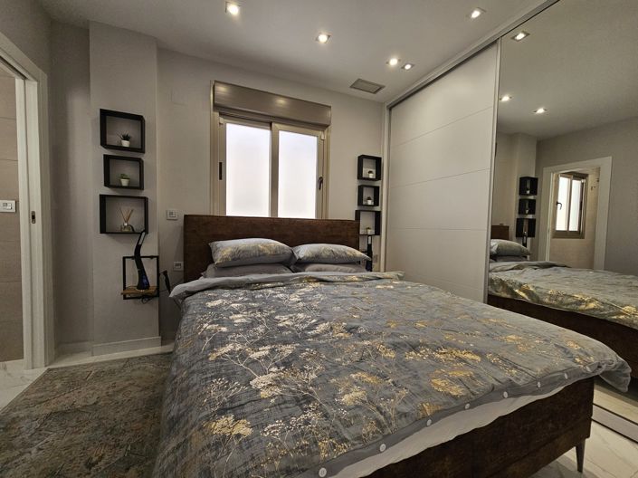 Image No.15-4 Bed Villa for sale