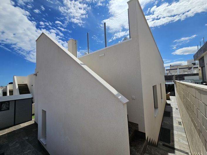 Image No.36-4 Bed Villa for sale