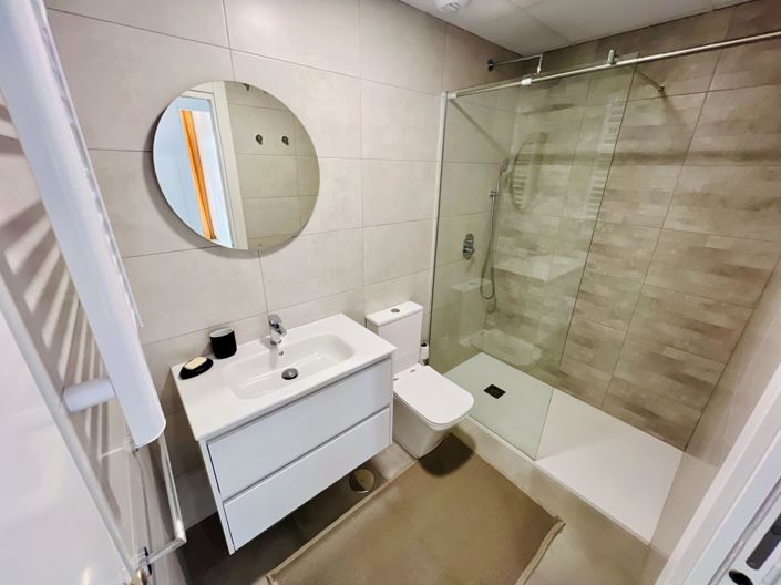 Image No.12-2 Bed Apartment for sale