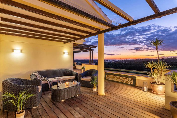 Image No.1-2 Bed Property for sale