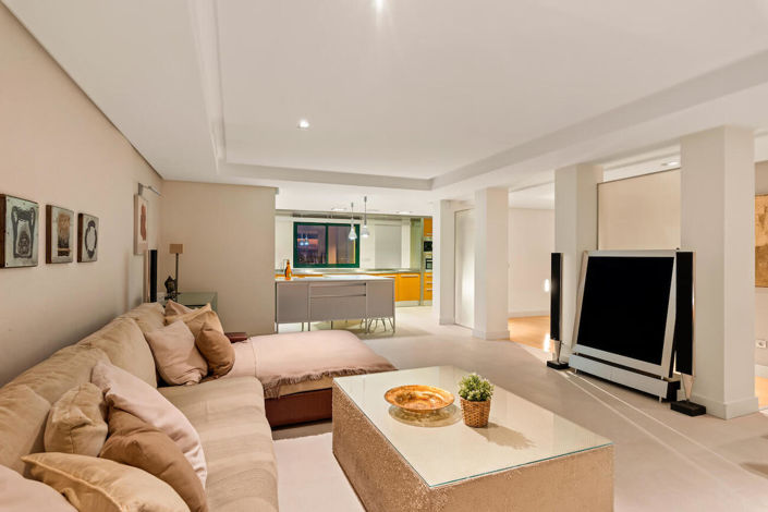 Image No.5-2 Bed Property for sale