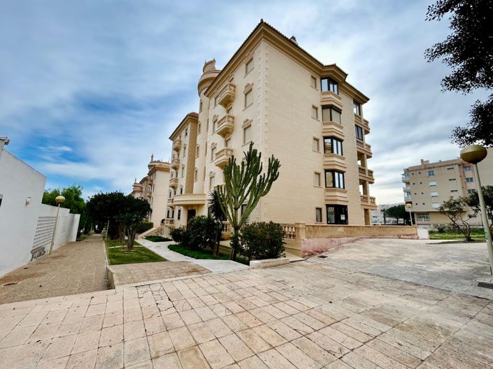 Image No.3-3 Bed Apartment for sale