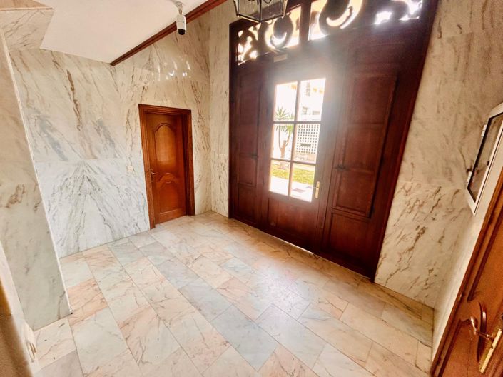 Image No.8-3 Bed Apartment for sale