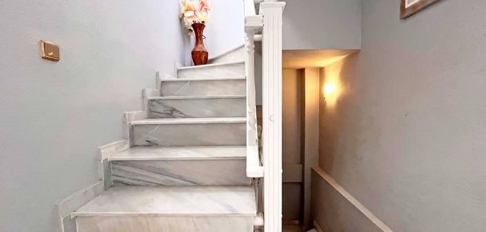 Image No.7-4 Bed Villa for sale