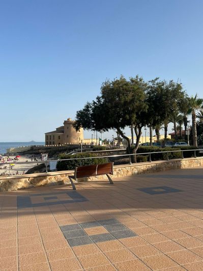 Image No.27-3 Bed Apartment for sale