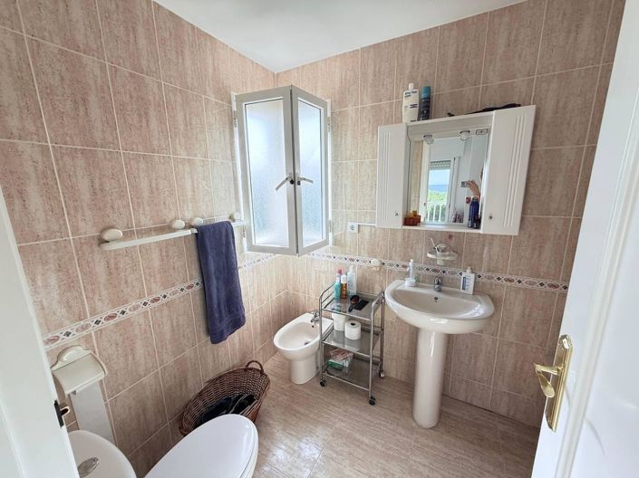 Image No.16-3 Bed Apartment for sale