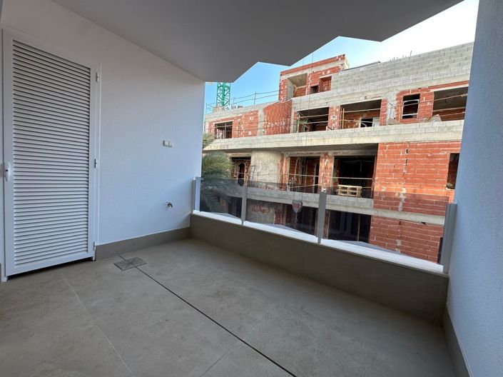 Image No.15-2 Bed Apartment for sale