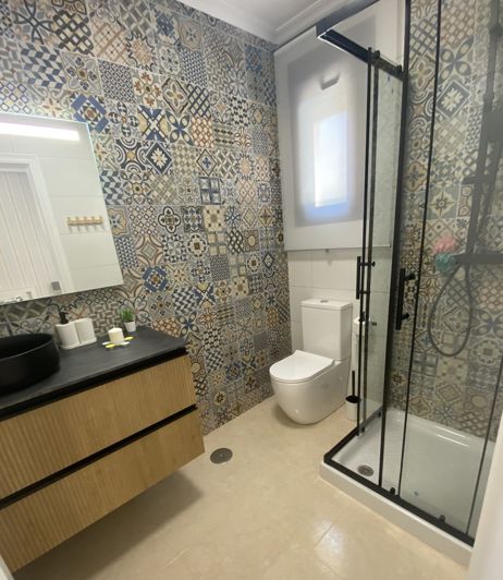 Image No.19-3 Bed Townhouse for sale