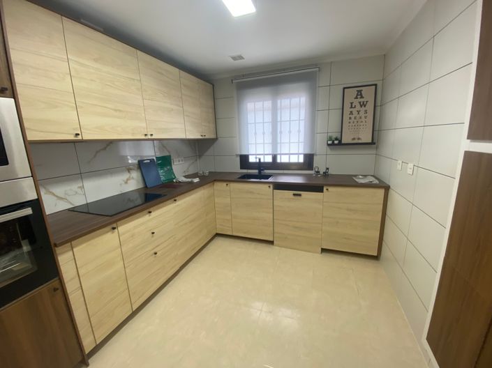 Image No.6-3 Bed Townhouse for sale