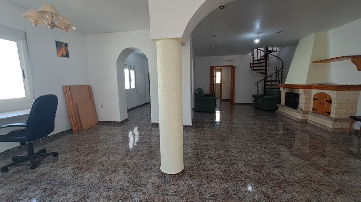 Image No.8-5 Bed Villa for sale