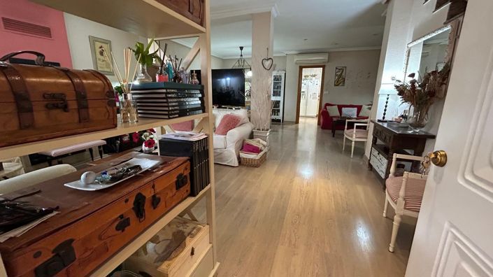 Image No.8-3 Bed Villa for sale