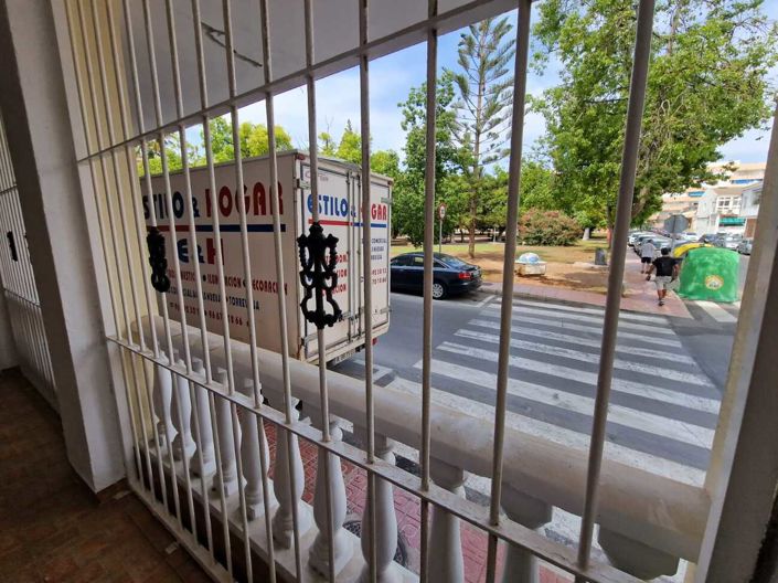 Image No.18-3 Bed Apartment for sale