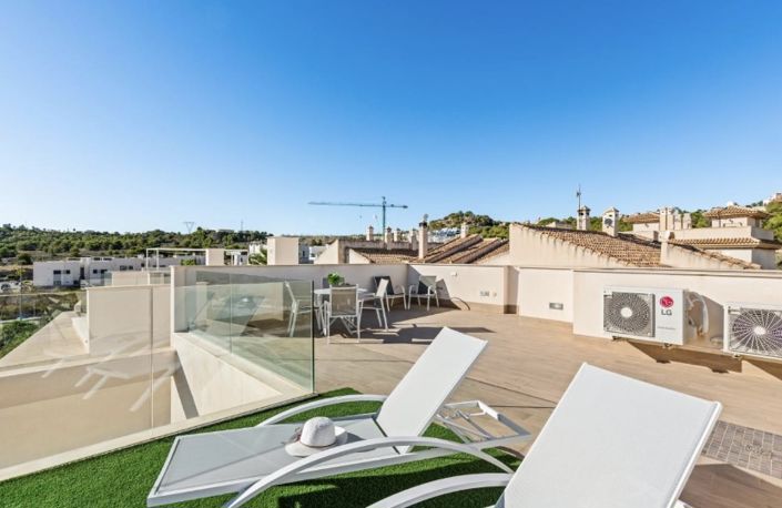 Image No.13-3 Bed Villa for sale