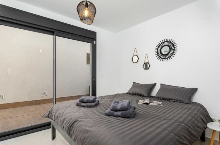 Image No.26-3 Bed Villa for sale