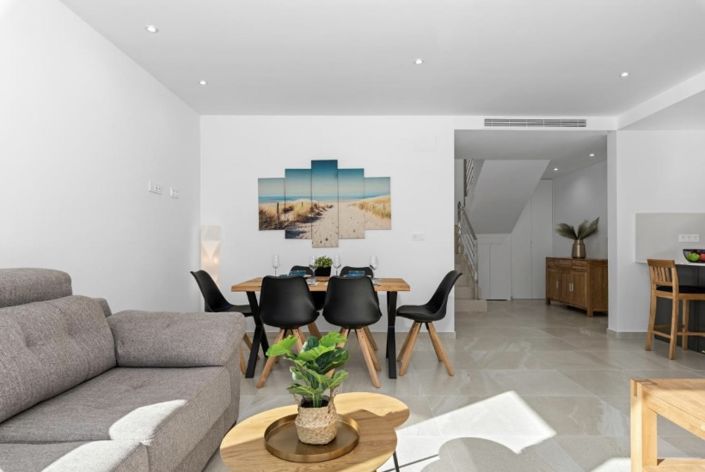 Image No.4-3 Bed Villa for sale