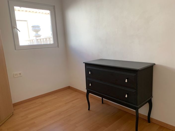 Image No.44-4 Bed Duplex for sale