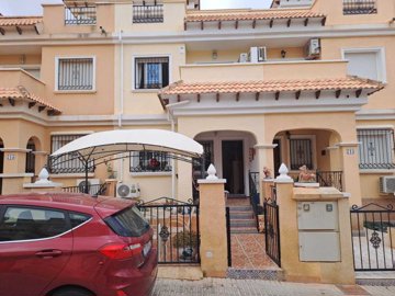 3 Bed Townhouse for sale